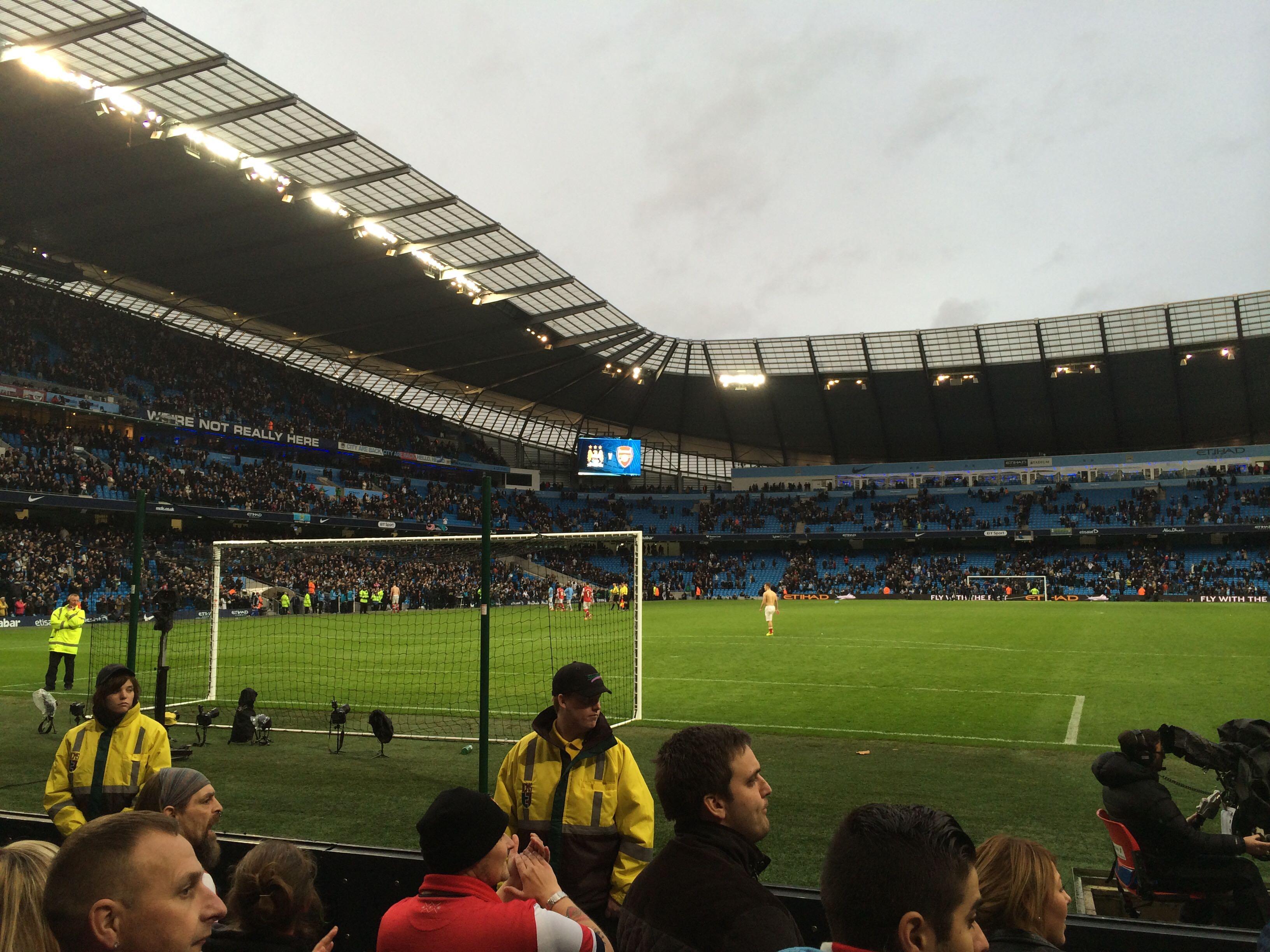 巴萨通过给 巴萨通过给