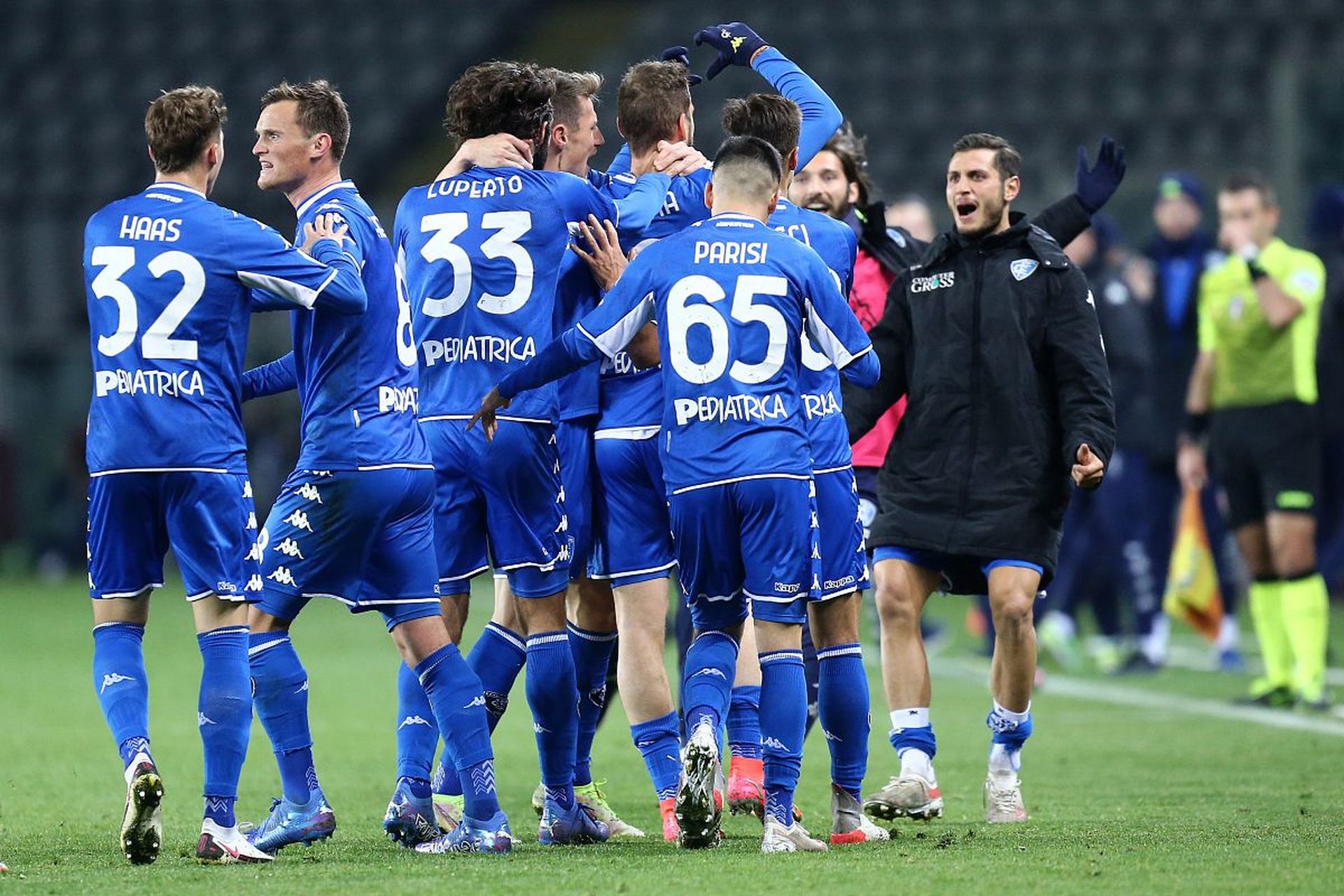 也将因亚羽 也将因亚羽